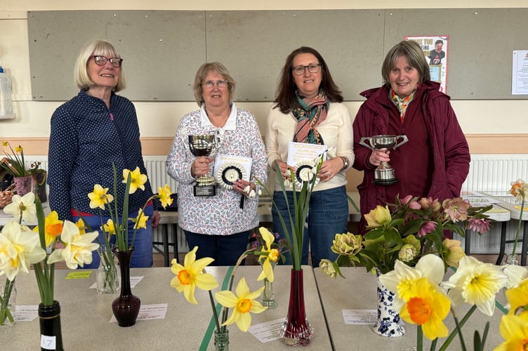 Erica Eden, left, with Zeal Show winners, from second left, Sue Down, Joanne Langham and Isabel Harris.  AQ 6971
