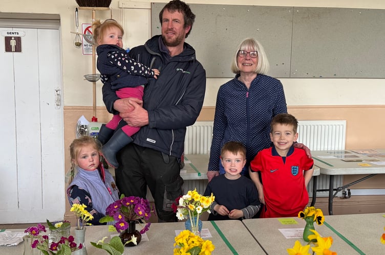 The children’s class winners at Zeal Spring Flower and Homecraft Show.  AQ 6974
