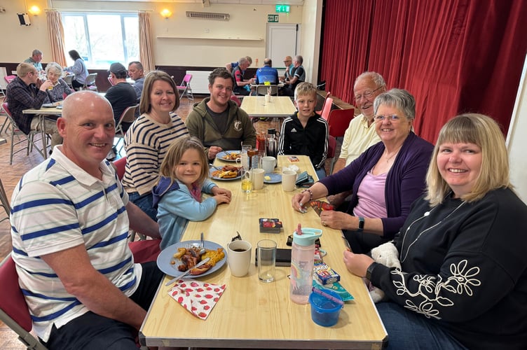 One of the tables at the Big Breakfast. AQ 9513