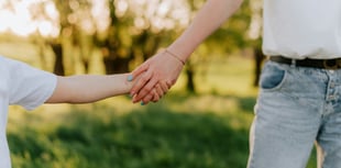 Councillors agree improved support for Devon foster carers
