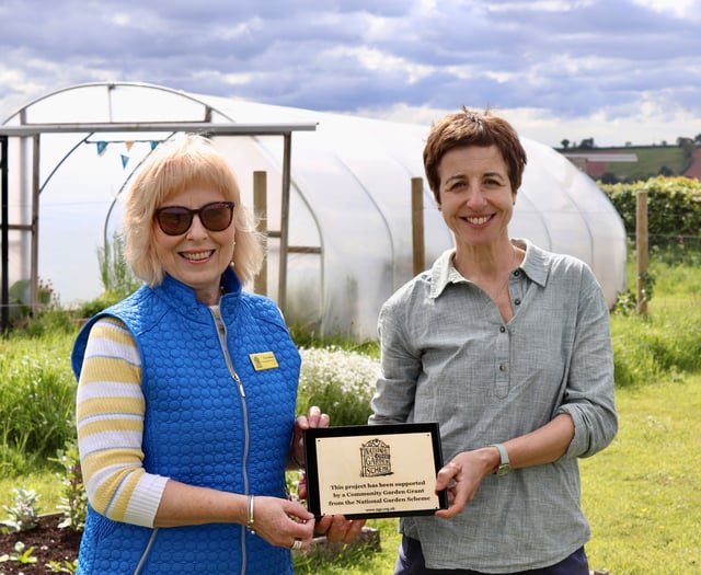 Plaque commemorates Bow wellbeing garden’s cash boost