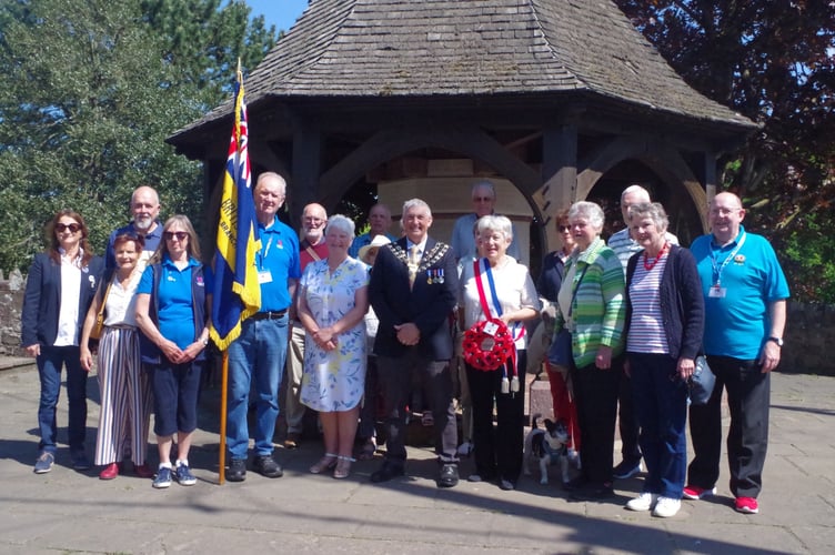 Visitors from Avranches, Crediton's twin town in France, laid a wreath at the war memorial