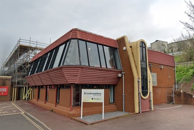 Teignmouth leisure centre changing rooms comply with gender law
