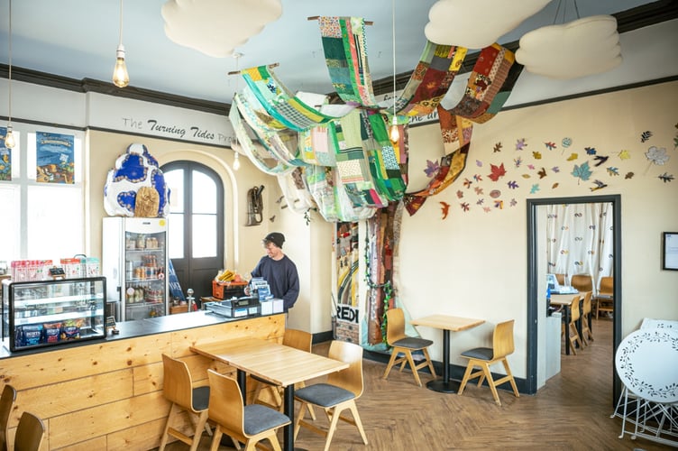 The Crediton Station Tea Rooms is run by The Turning Tides Project CIC.
