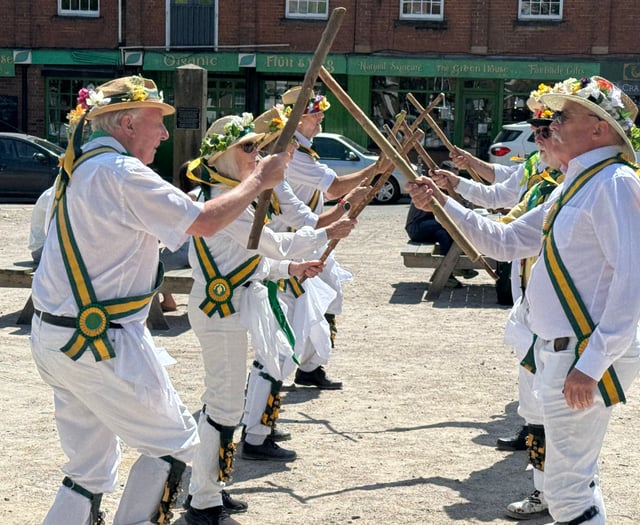 Morris dancers light up Crediton