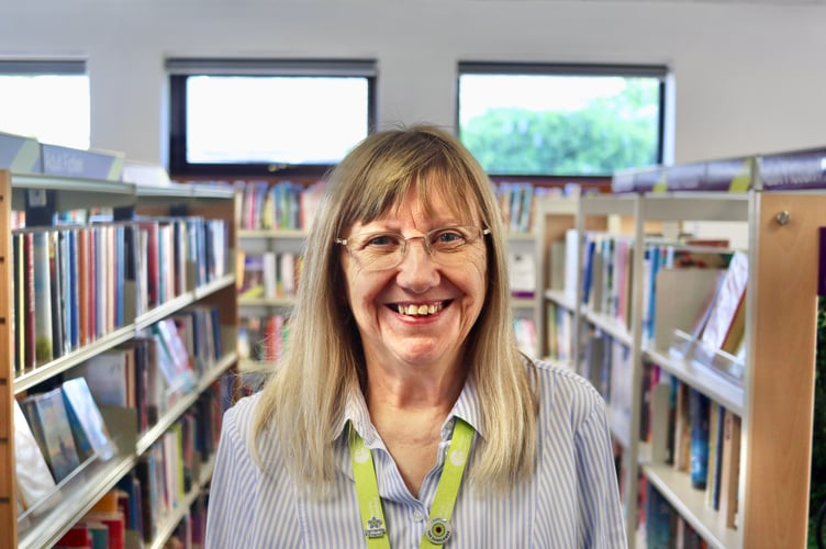 Library Supervisor Sue Lee