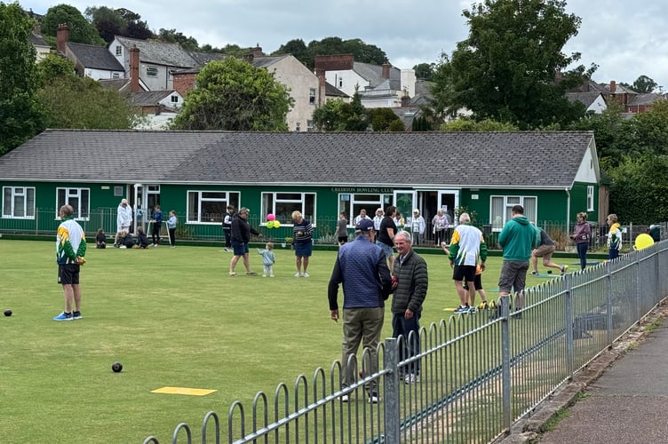 A busy scene at Crediton Bowling Club Bowls’ Big Weekend taster event.  AQ 2682
