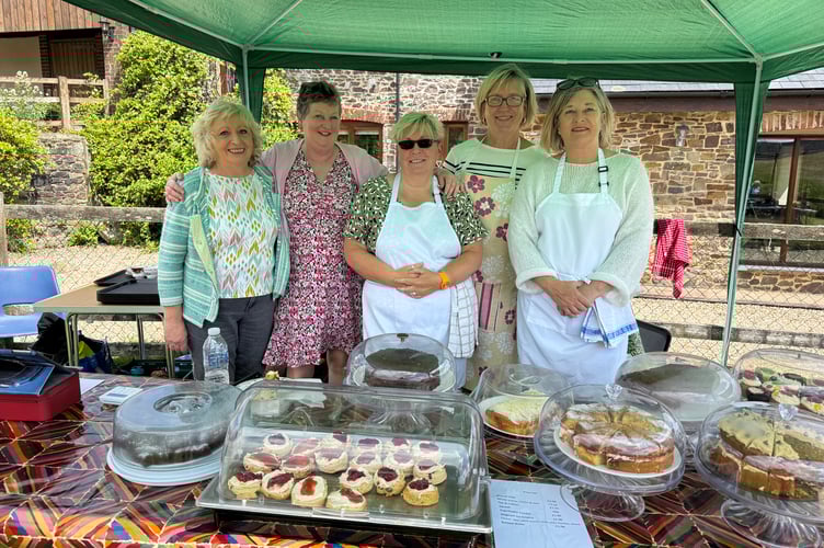 Helpers with the catering at the Open Garden and Farm Walk event at Coldridge.  AQ 4233
