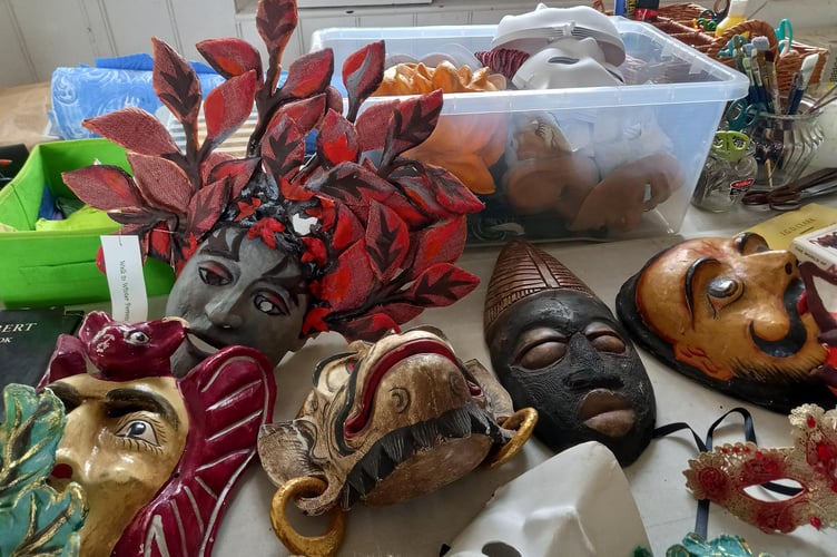 The programme includes mask making with Teresa Rodrigues.