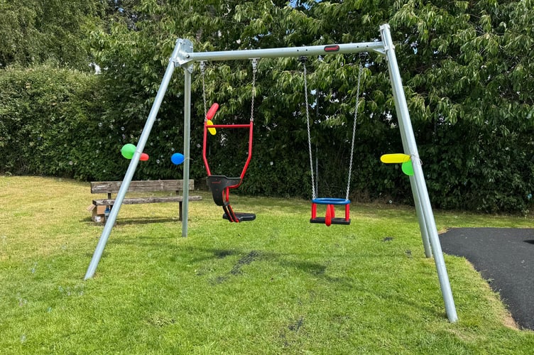 New swings in the play area at Lapford. AQ 5277