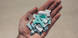 Sewage spills may send microplastics airborne