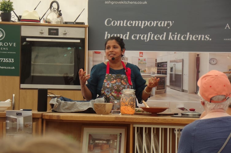 Sepali Godakanda demonstrated how to make authentic Sri Lankan lentil curry