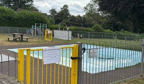 Crediton and Tiverton paddling pools to open for summer fun
