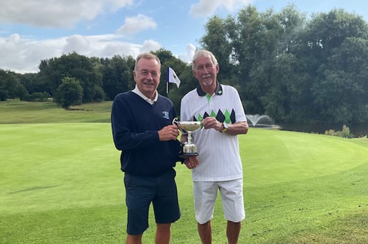 Captains Jon Cornish and Cedric Chappell with the Seniors vs RoW cup