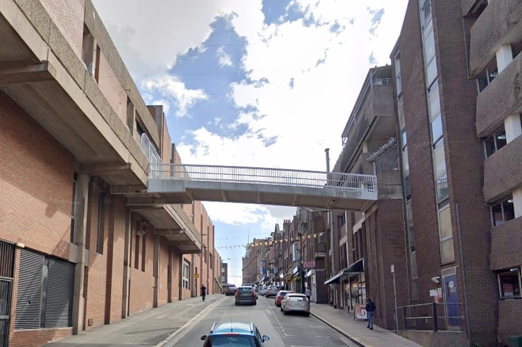 Footbridge over North Street, Exeter