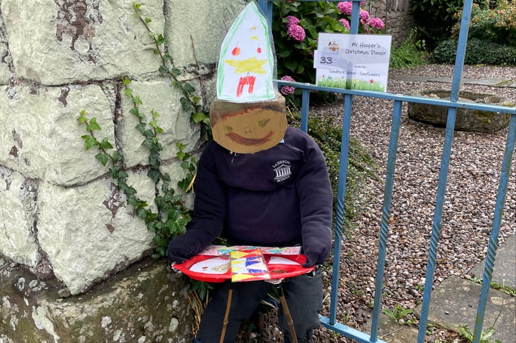 Sandford School - Sunflowers' 'Mr Hooper's Christmas Dinner' scarecrow