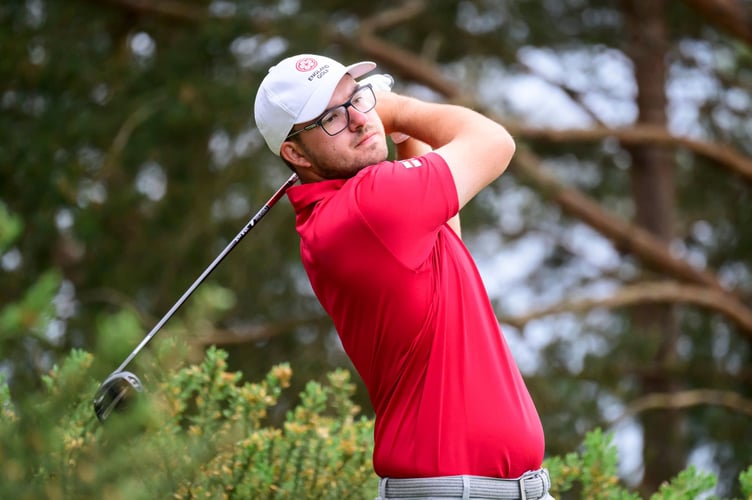 Eliot Baker (Leaderboard Photography) 