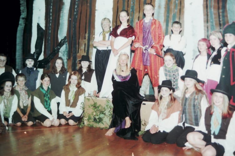 QECC Lower School pupils presented 'The Twisted Wood' in July 2004. DSC01209