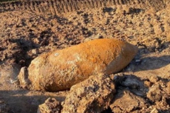 The unexploded bomb found on the Exeter University campus in March 2021.
