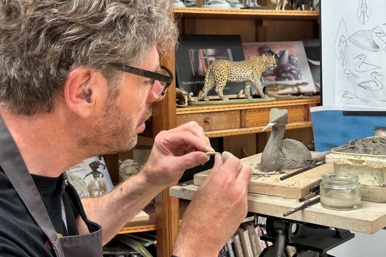 Steve Parsons at The Sculpture School.