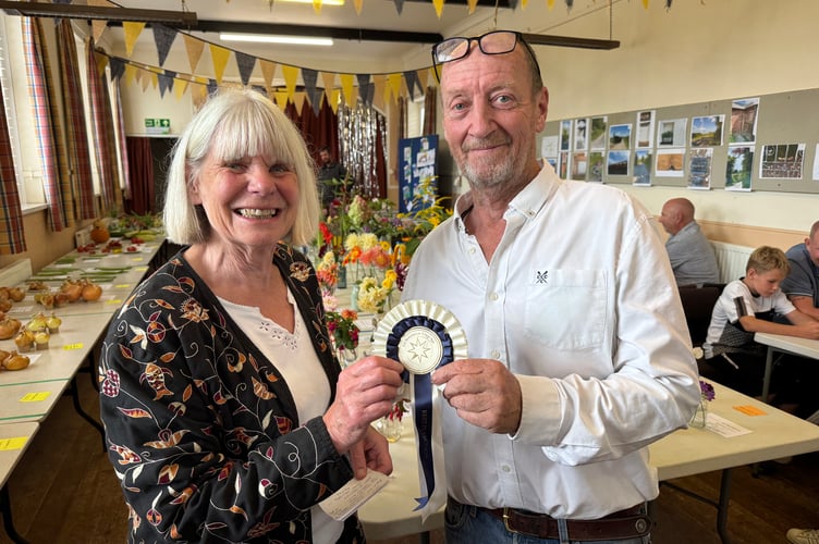 John Howard received a Best in Section award for Apples at Zeal Monachorum Village Show. AQ 1668