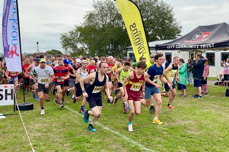Crediton Crunch 10k 7 September 2025 Runners cross the start line (Will Goddard, Crediton Courier)