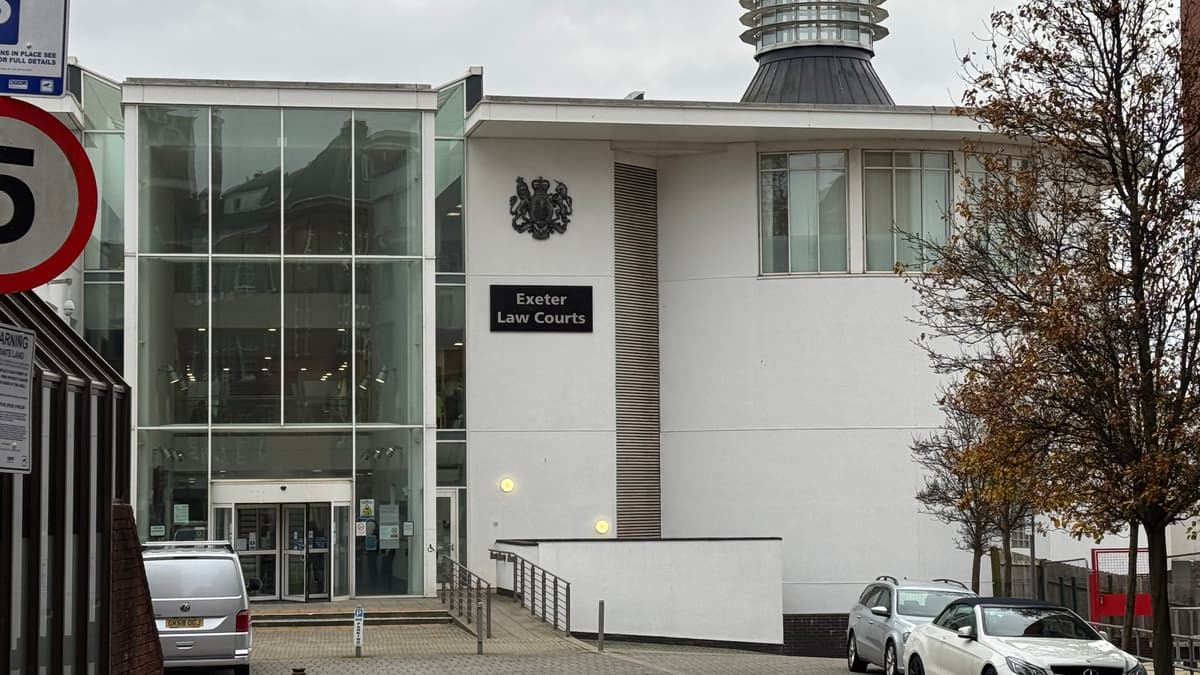 Fraudster taxi driver's £60k repayment order