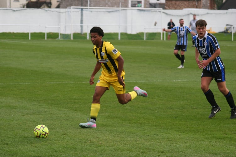 Crediton United away at Newton Abbot Spurs 5