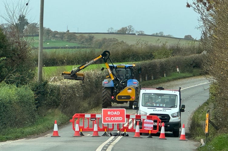 The road closure on the A377 near Copplestone.  AQ 7177
