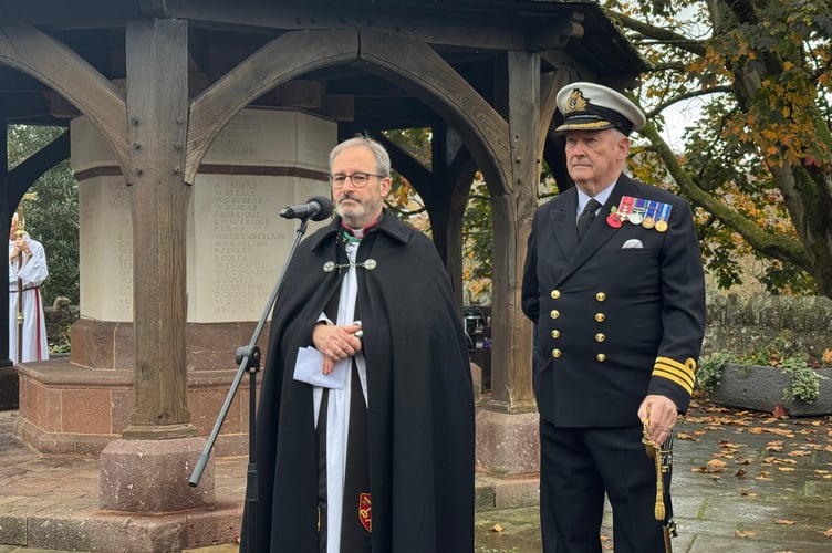 Rev Matthew Tregenza and Commander Brian Boxall-Hunt OBE at Crediton War Memorial. AQ 7563