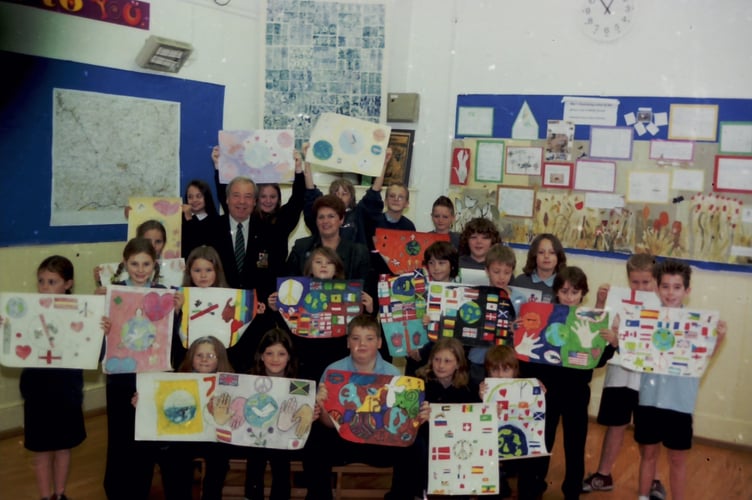 Sandford School pupils with entries for the Lions Peace Poster competition in November 2004. DSC03025