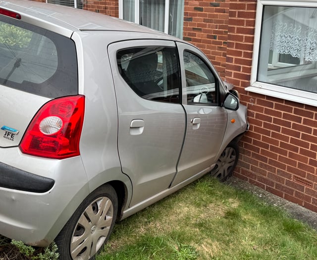 Lucky escape after car hits house in Crediton
