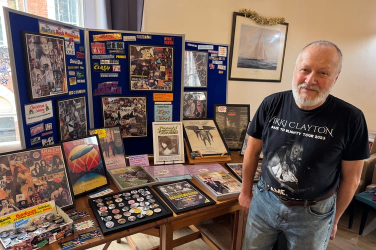 Marty’s Rock Montages from Culmstock, formerly of Lapford and Crediton, had a stall at The Ship Craft Market. AQ 7997