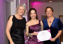 Crediton keepsake jeweller wins award