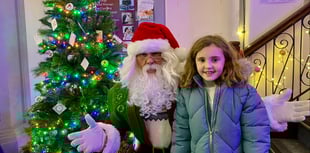 Shops stay open late for festive Crediton event