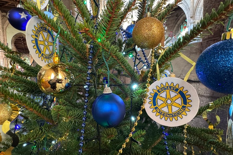 Decorations on the Rotary Club of Crediton Boniface Christmas Tree.  AQ 9856
