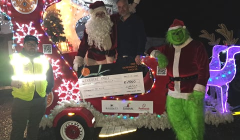 Santa's sleigh brings festive cheer to North Tawton