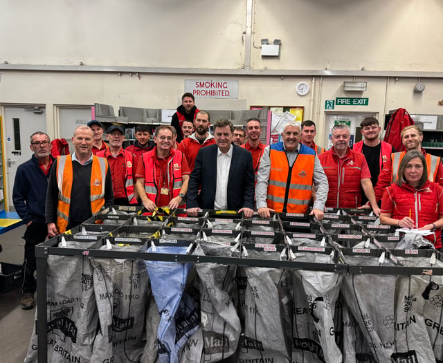 MP praises Crediton Royal Mail staff
