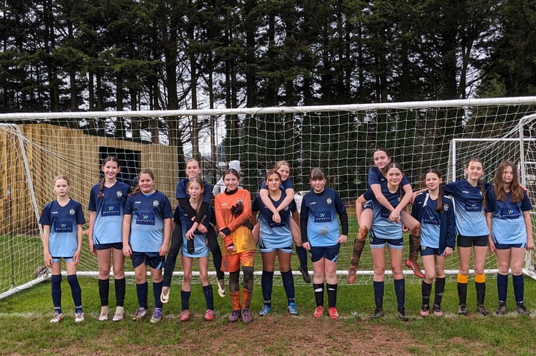 Crediton Youth U13 - Blues.
