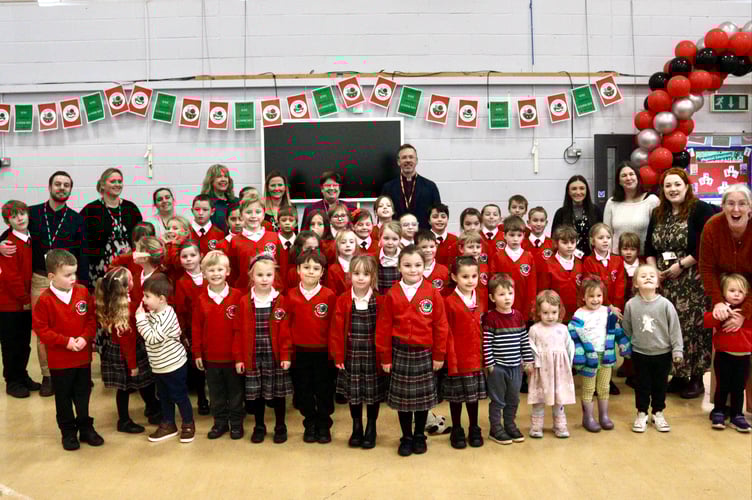 9 January 2026 Lapford school name change St Thomas of Canterbury C of E Primary School pupils in their new uniforms with Bishop of Crediton and staff