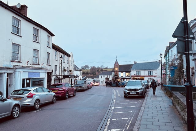 North Tawton Town Council to look into improving town centre parking