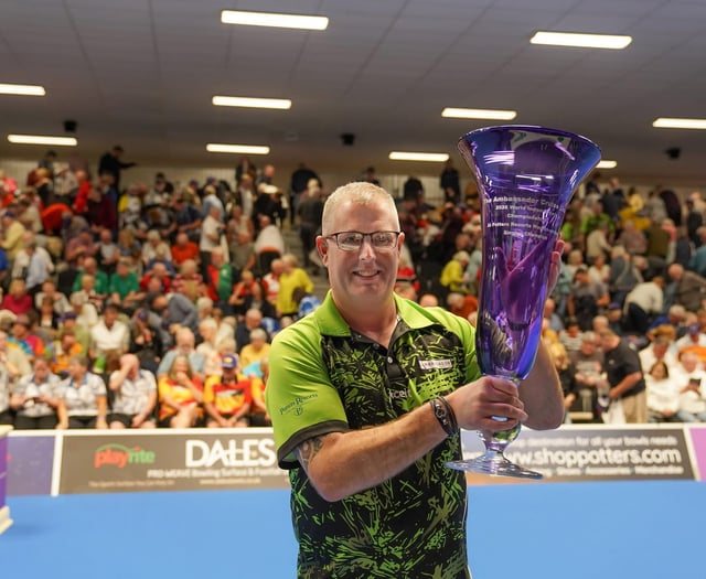 Paxton ‘over the moon’ to win top bowls title
