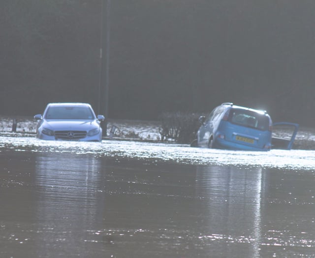 Icy roads warning for tomorrow morning after Storm Chandra floods
