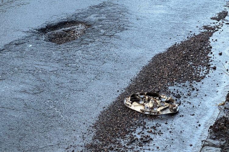 There is good news that the pothole on the A377 between Downes Corner to Hookway Cross on the outskirts of Crediton has been repaired. AQ 3224