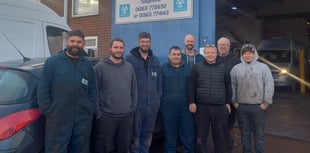 Jewells Garage team to walk for Hospiscare
