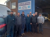 Jewells Garage team to walk for Hospiscare
