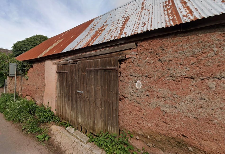 Green light to demolish Coleford barn to make way for garden