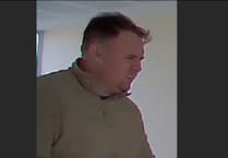 Police appeal to trace man after mobile phone theft scam