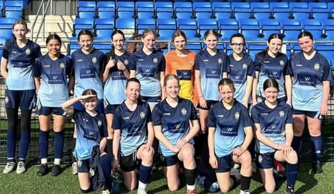 U13 Girls pull off stunning 10-0 quarter final victory