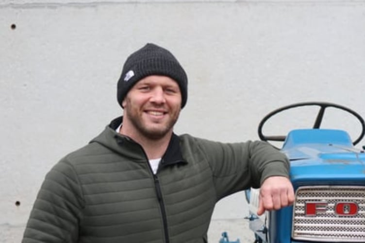 Jack Yeandle. AQ 5927